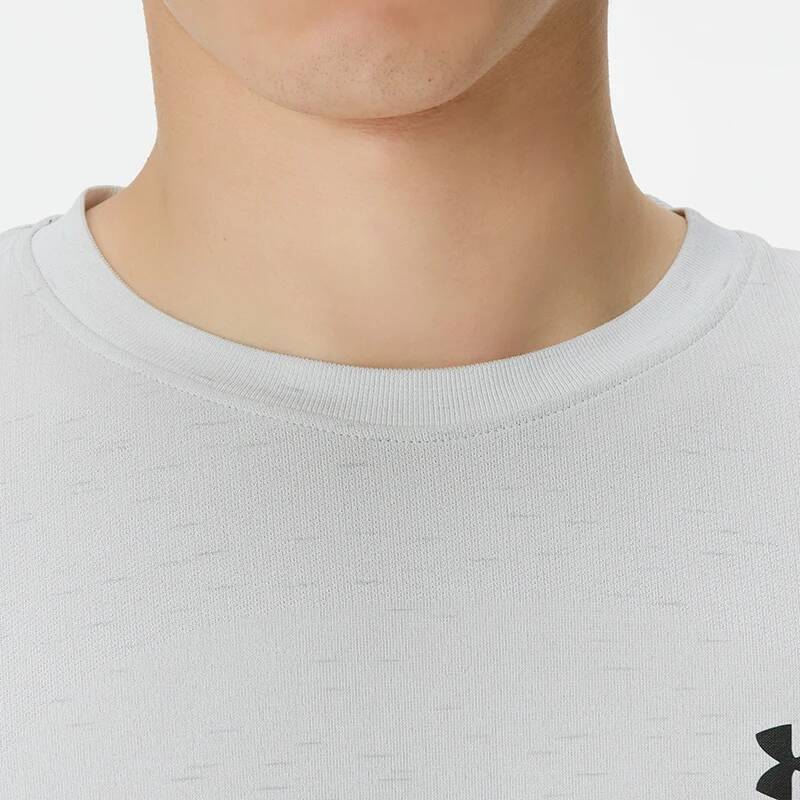 アンダーアーマー メンズ スリムフィット メッシュ 通気性  - Undershirt Crew Neck のレビューと価格